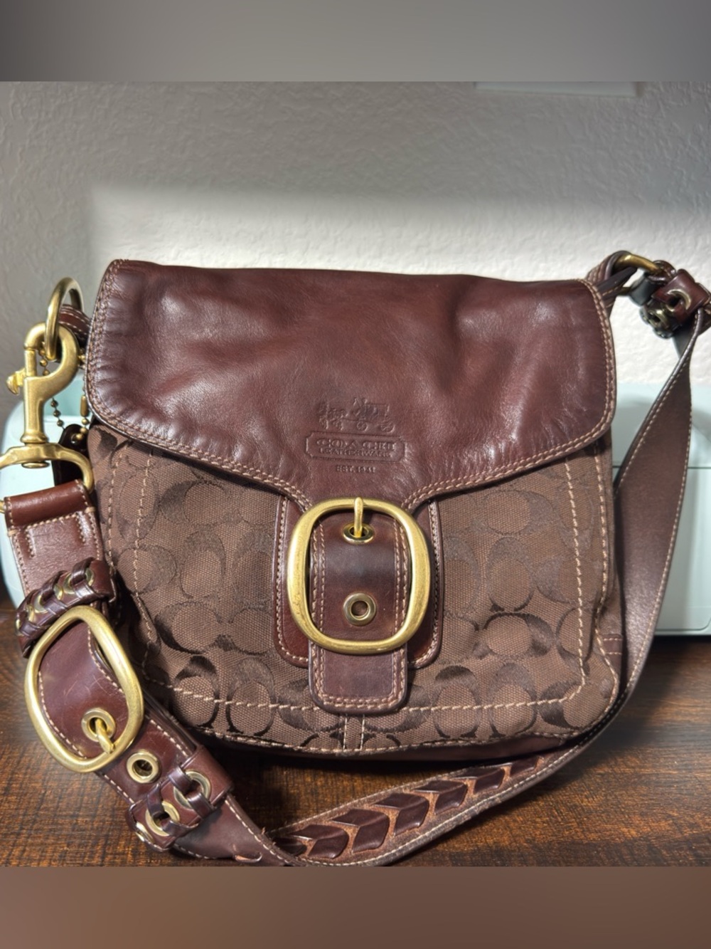Coach Bleecker Legacy Flap Signature Canvas & Leather Shoulder Bag With Brass - Picture 3 of 16